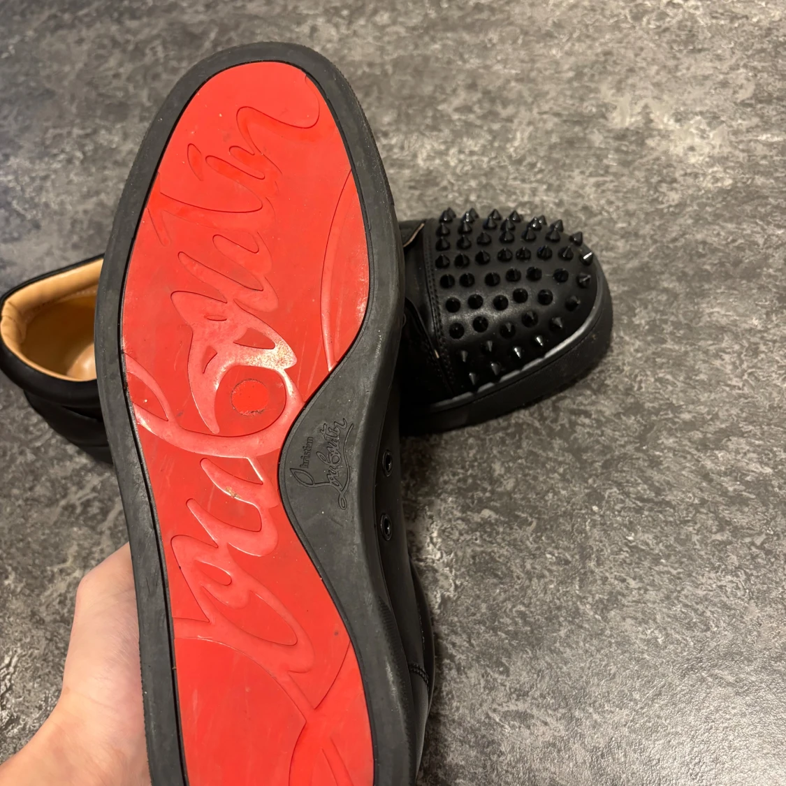 Christian Louboutin svarta sneakers med nitar - 3