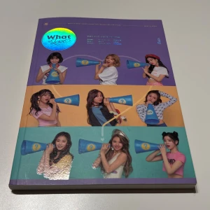 What is Love? - Färgstark fotobok med medlemmarna i K-popgruppen TWICE, fylld med bilder och coola outfits