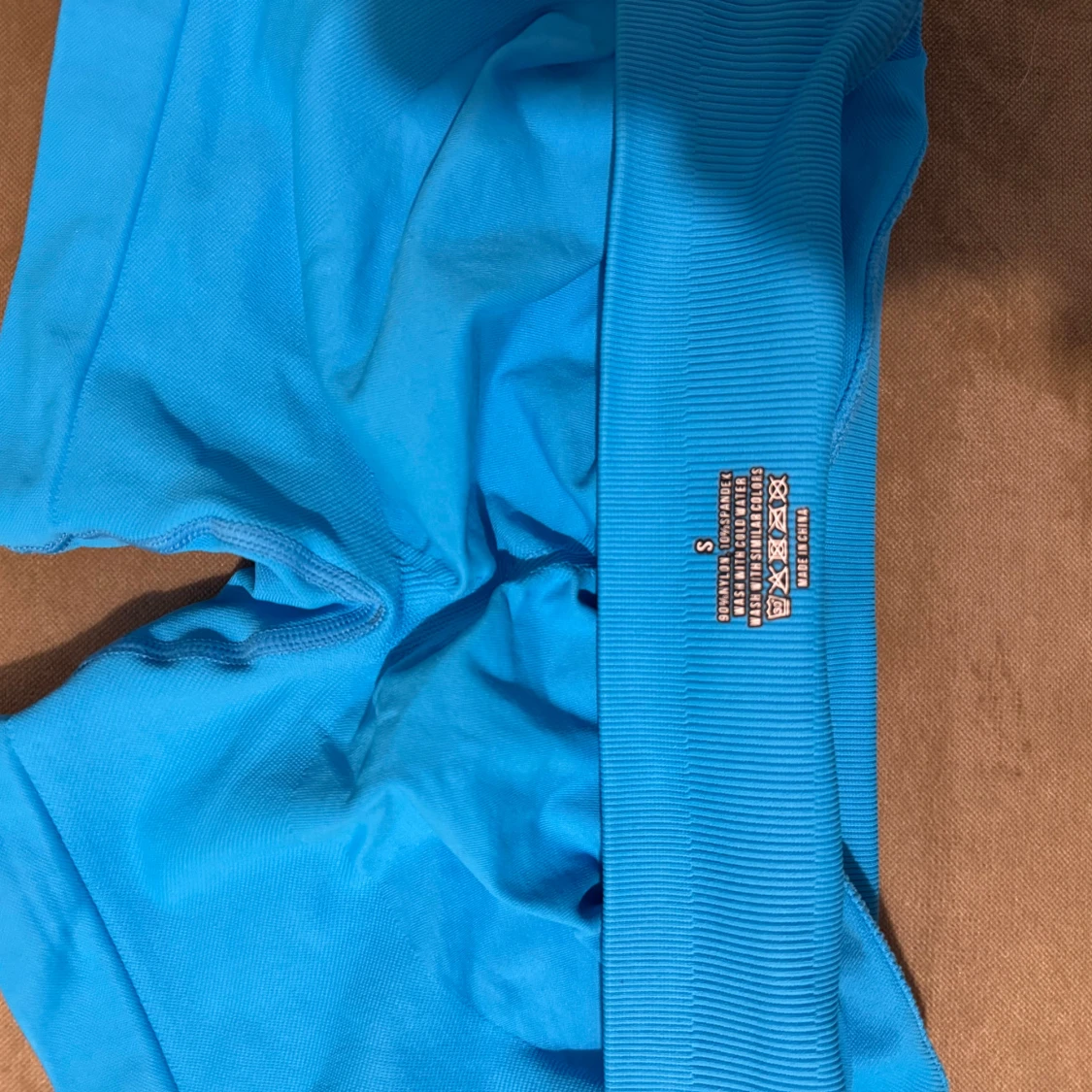 Blå träningstights-shorts från GTECH - 1