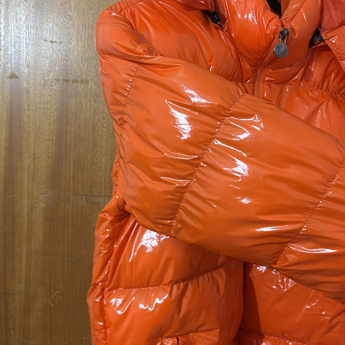 Orange dunjacka från Moncler - 2