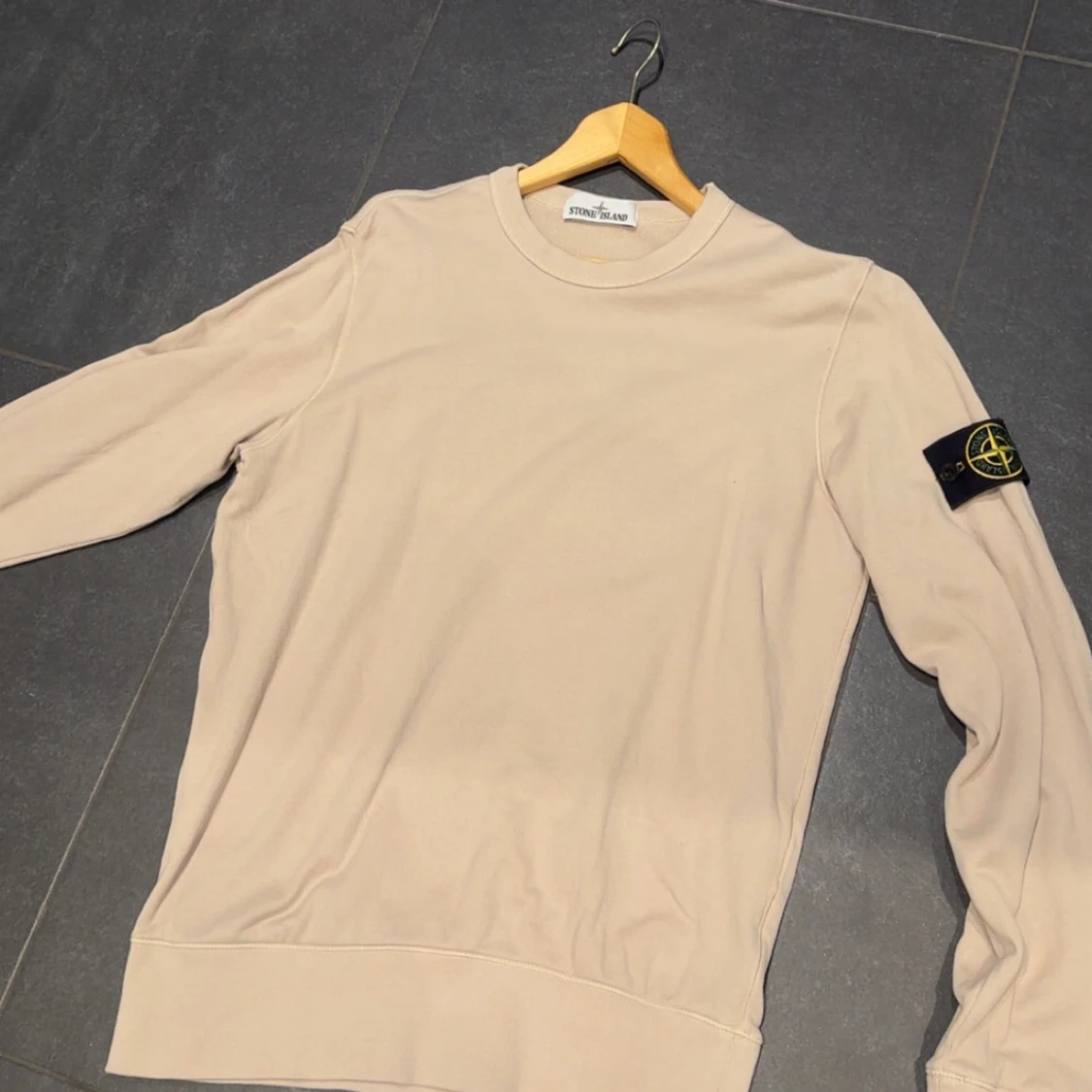 Beige långärmad tröja Stone Island