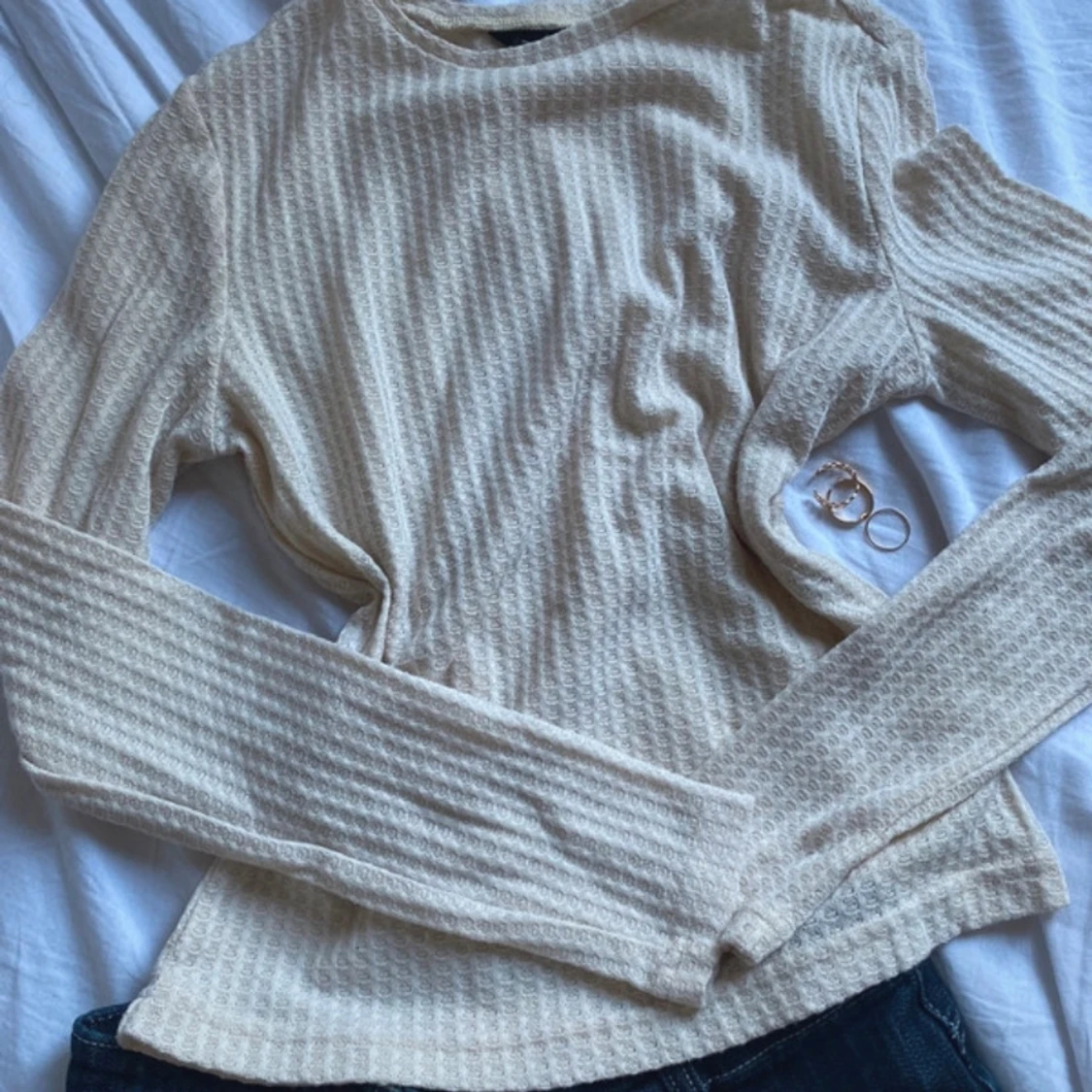 Beige långärmad ribbad tröja strl S