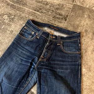 Dry Nudie Jeans - Avreage Joe - Riktigt snygga drys från nudie, 29/32or i bra skick👏 skriv om ni har frågor😉