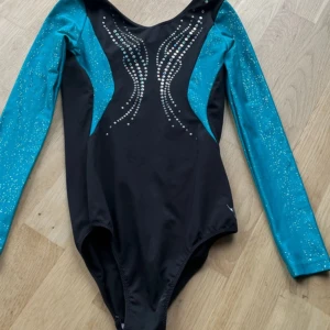 gymnastik dräkt  - gymnastik dräkt