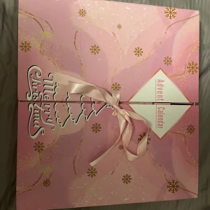 Skyice adventskalender  - Smyckes kalender. Säljer då jag hittat en annan💞