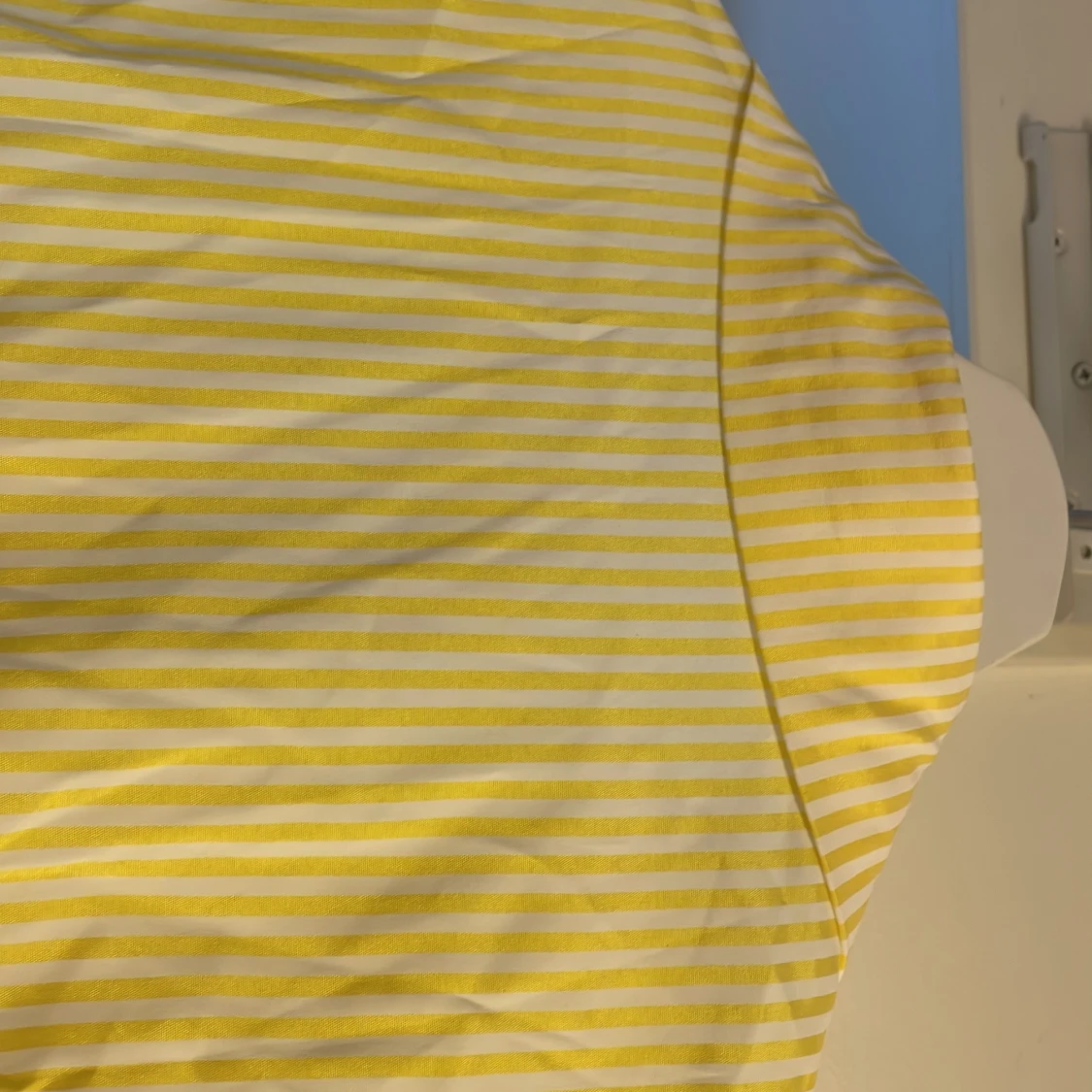 Gul- och vitrandig skjorta från SHEIN - 3