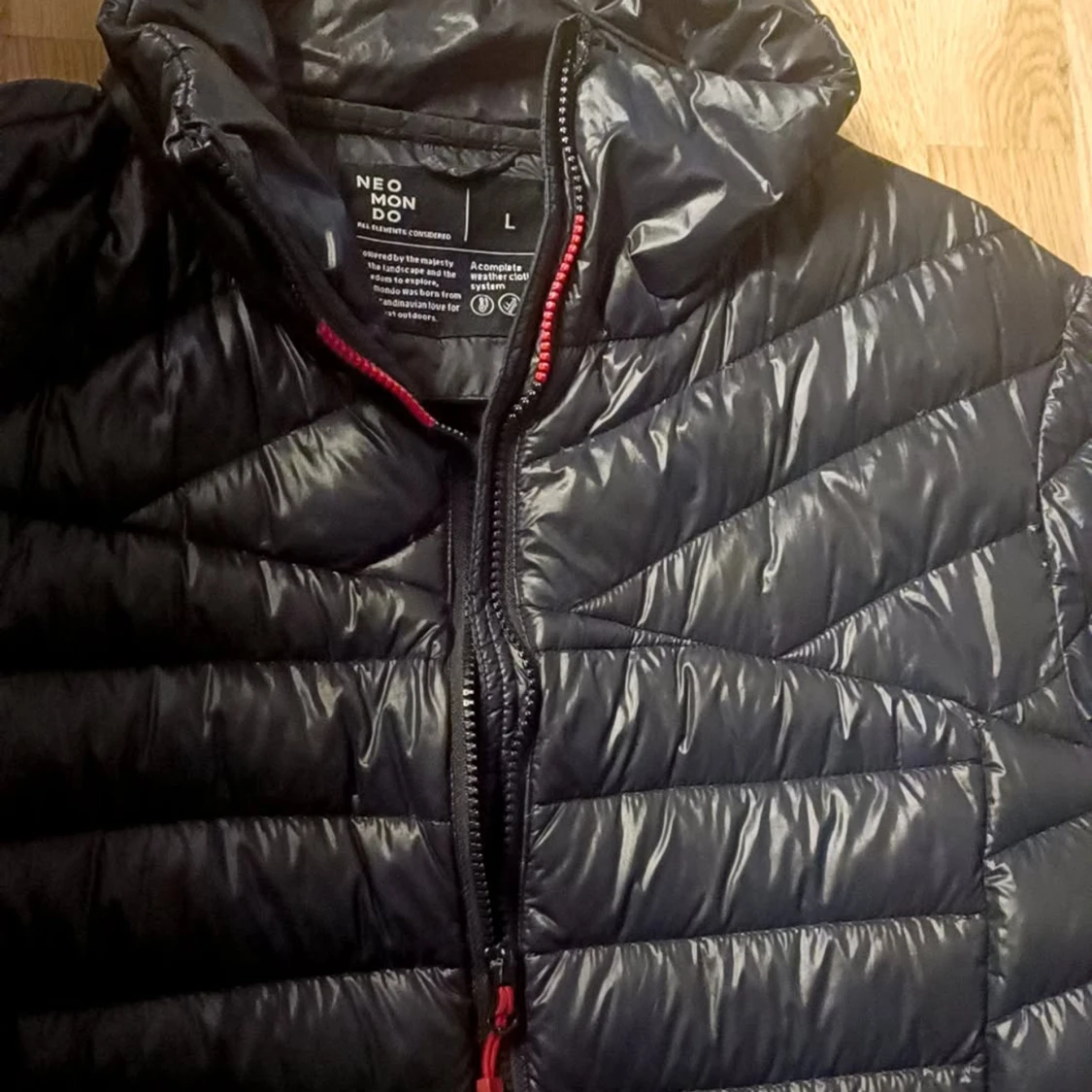 Svart dunjacka från Neo Mondo riktigt fin jacka  - 2