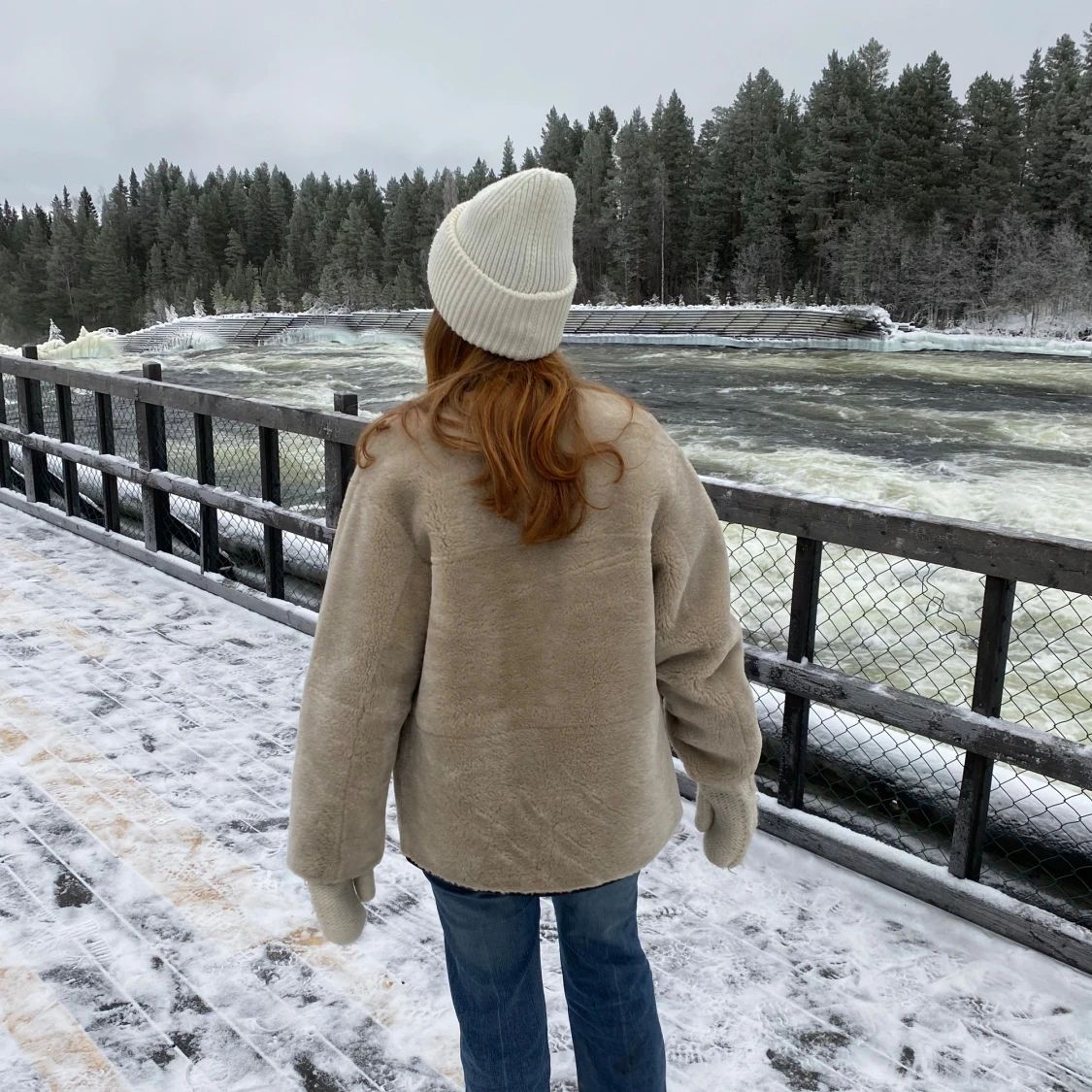 Beige teddyjacka från mango - 2