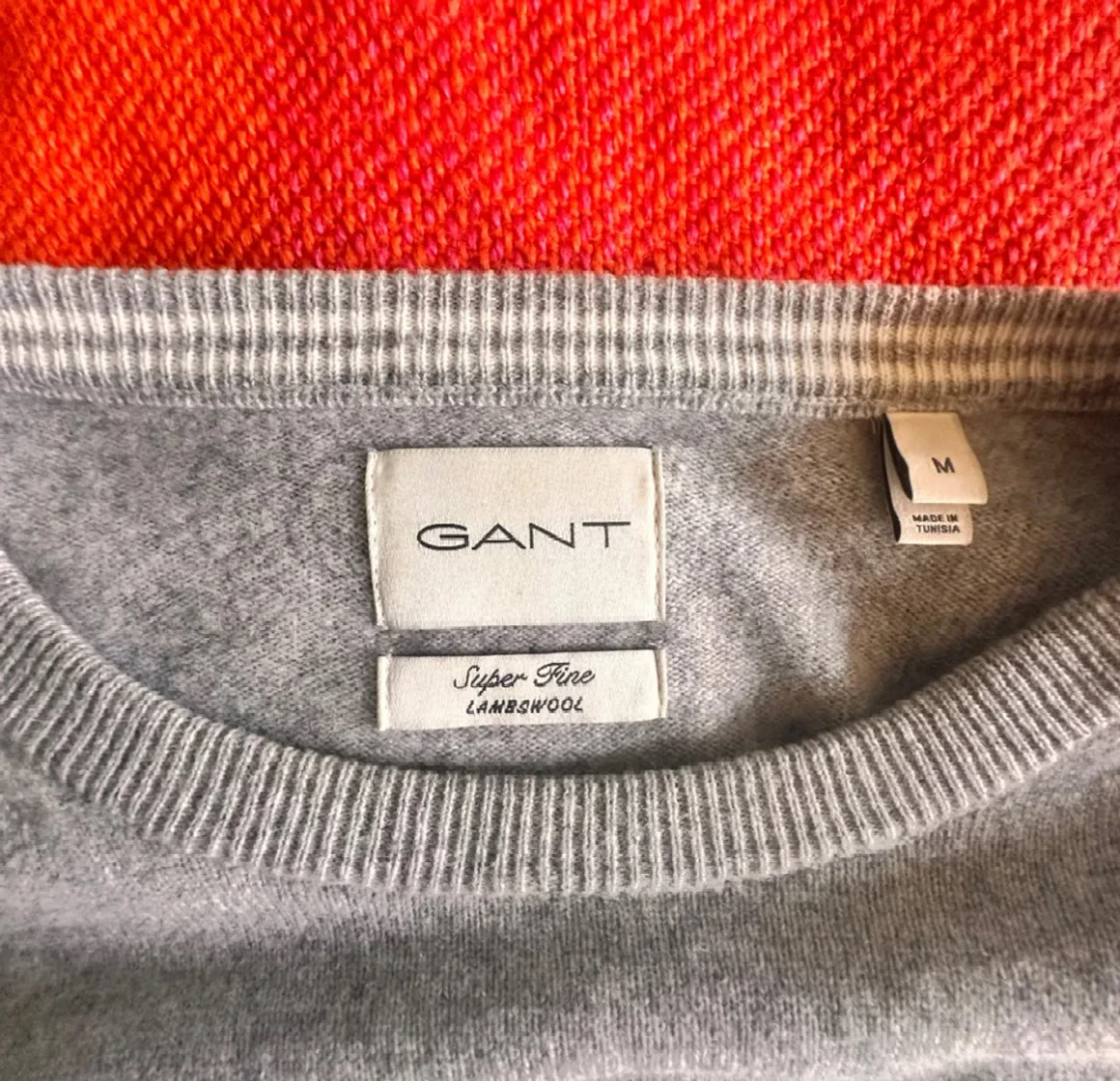 Grå stickad tröja från GANT - 2