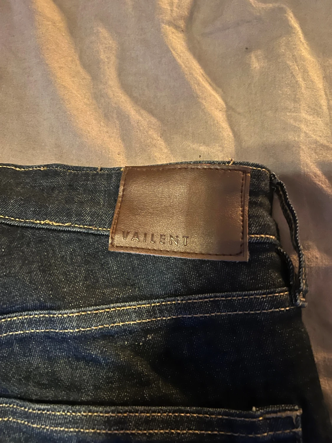 Mörkblå slim jeans från Vailent W32 L30 - 2