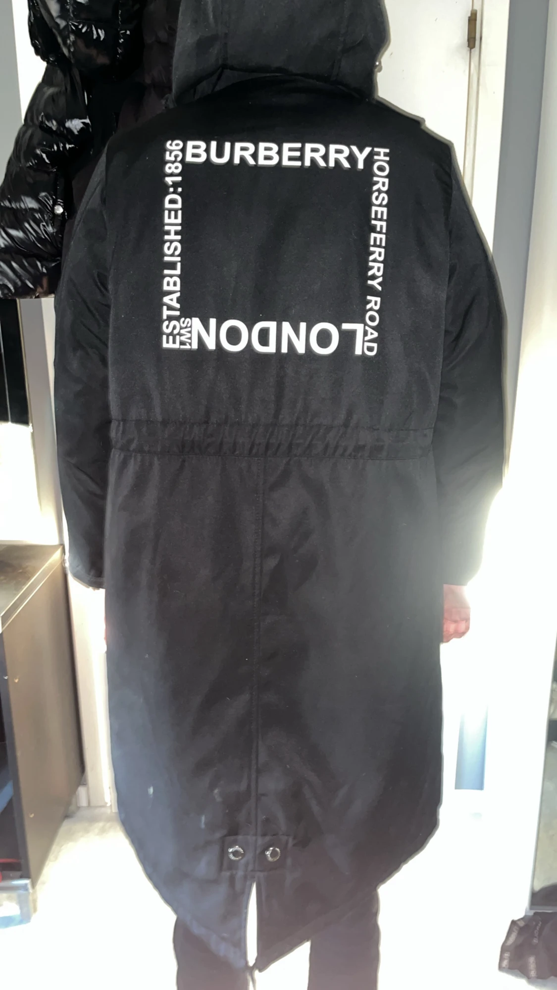 Svart Burberry parkajacka M - 5