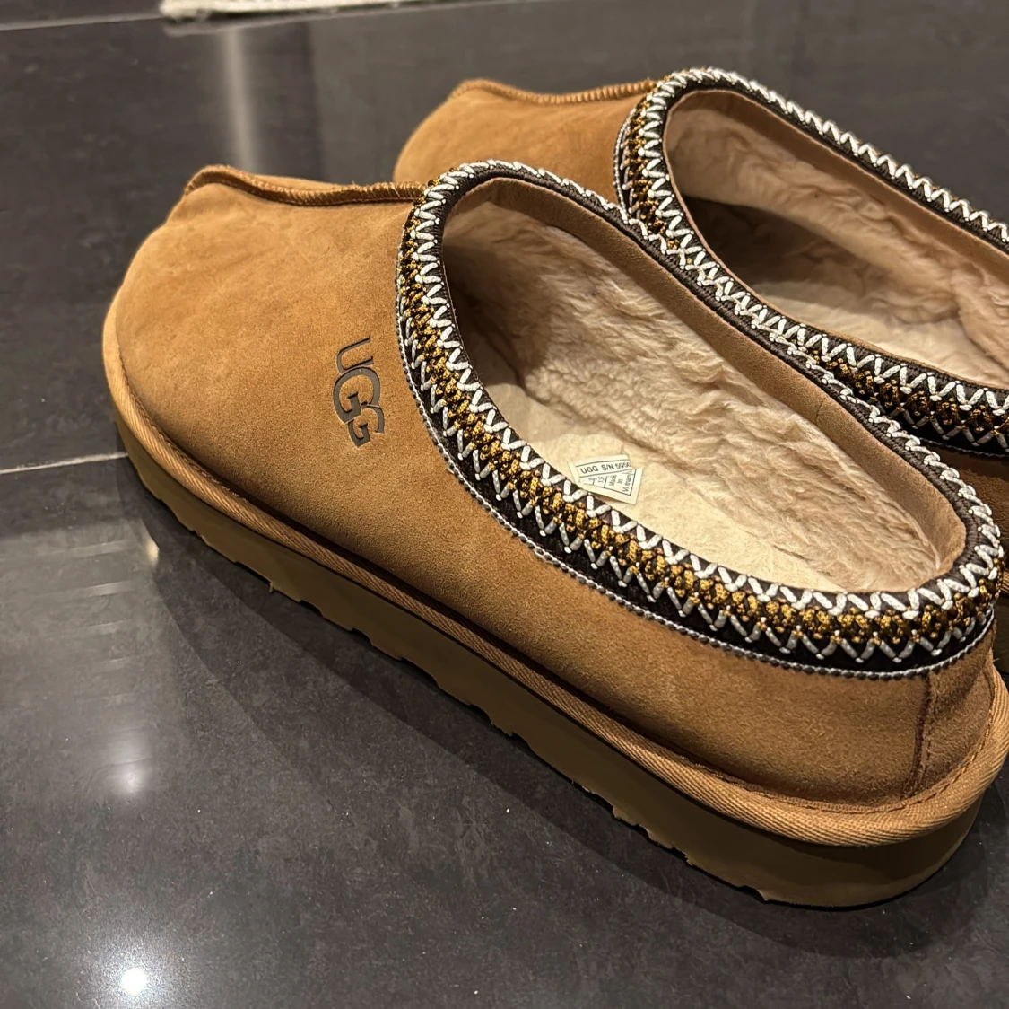 UGG bruna Tasman