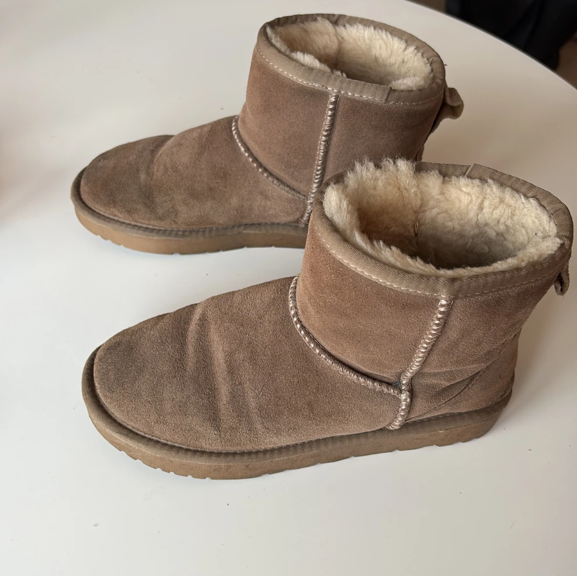 Beige ugg från Sofie Schnoor - 2