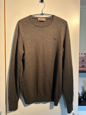 Brun merinoulltröja från Morris - Snygg brun stickad tröja från Morris i 100% merinoull.