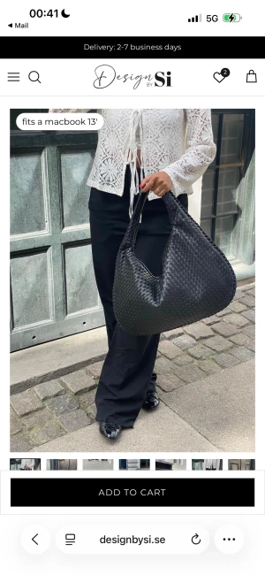 svart väska  - svart flätad väska från designbysi 