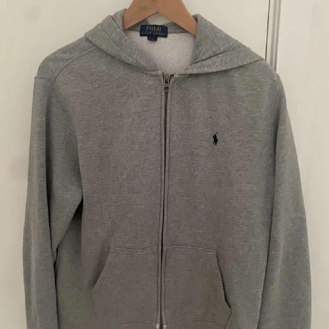 Grå hoodie från Polo Ralph Lauren XL - 1