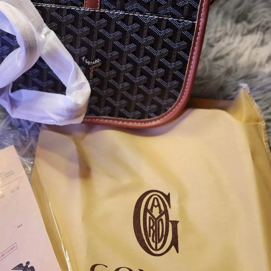 Fint axelväska med monogrammönster - 4