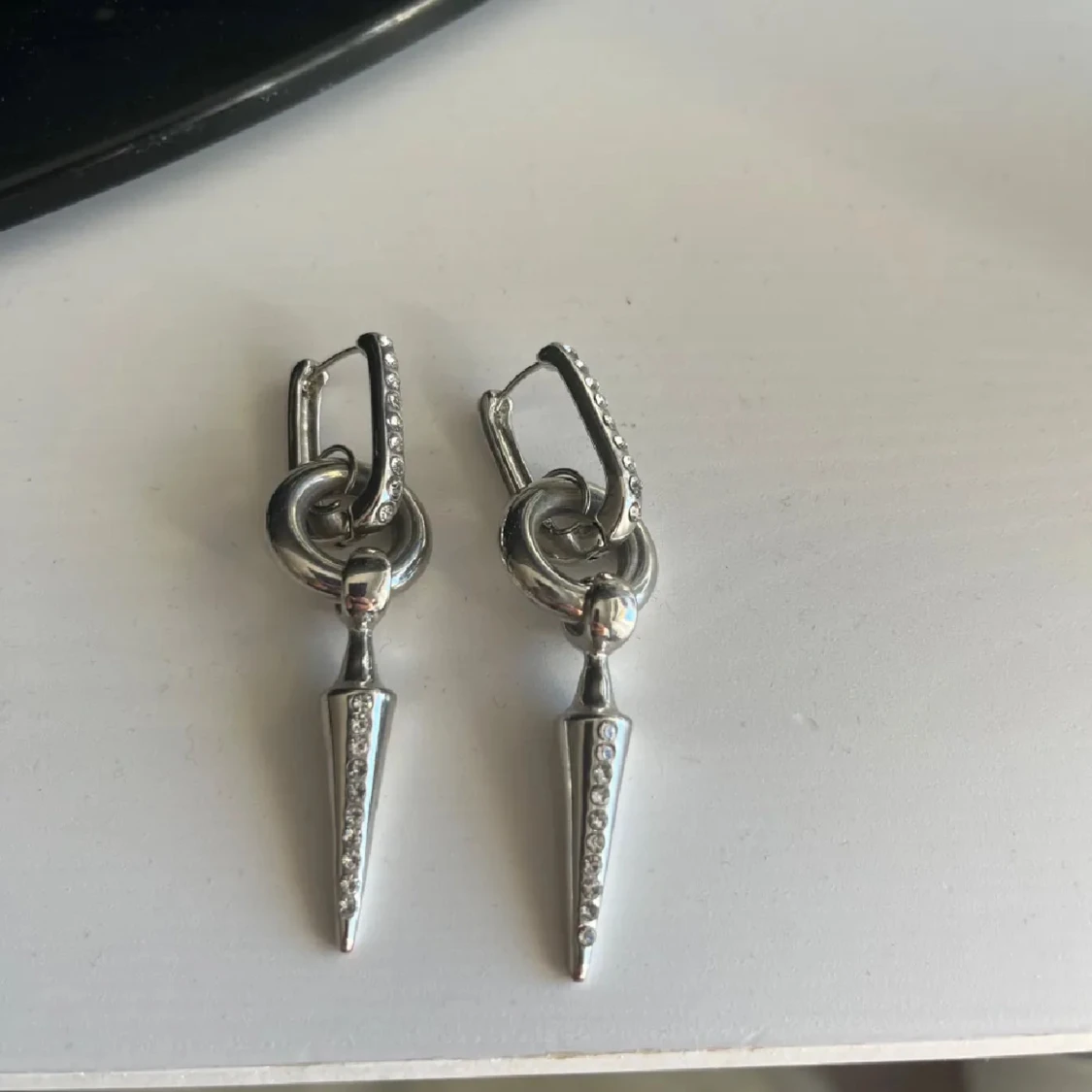 Jätte fina örhängen  - 1