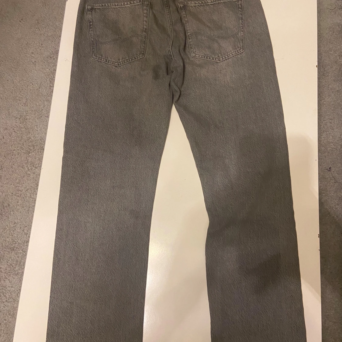 Grå jeans från Jack & Jones - 2