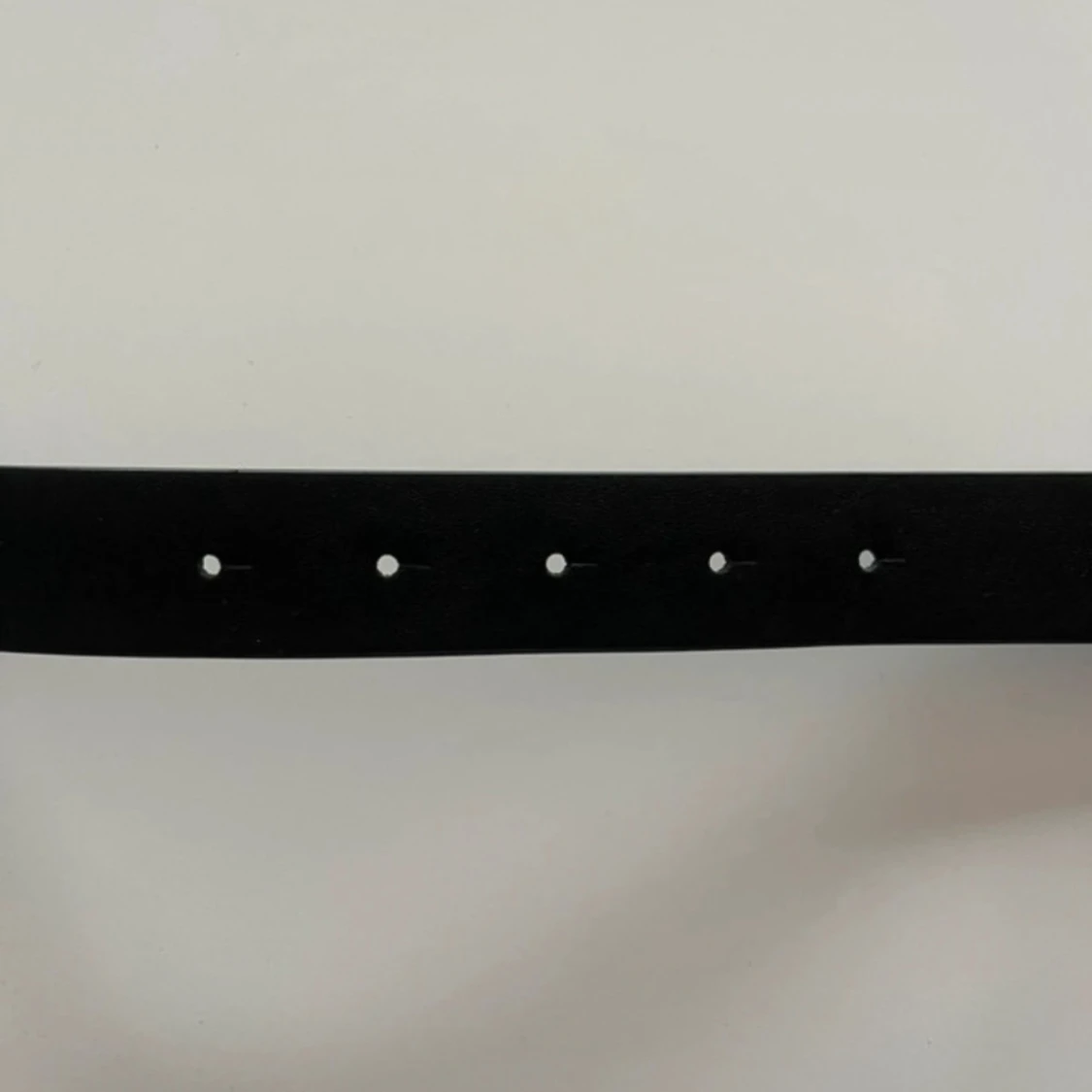 Svart bälte med dubbel ring-spänne - 2