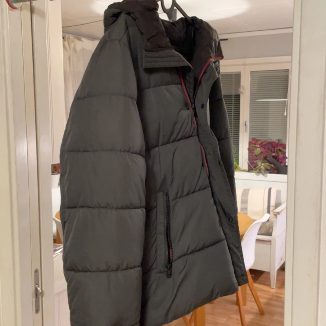 Svart pufferjacka från Garcia - 2