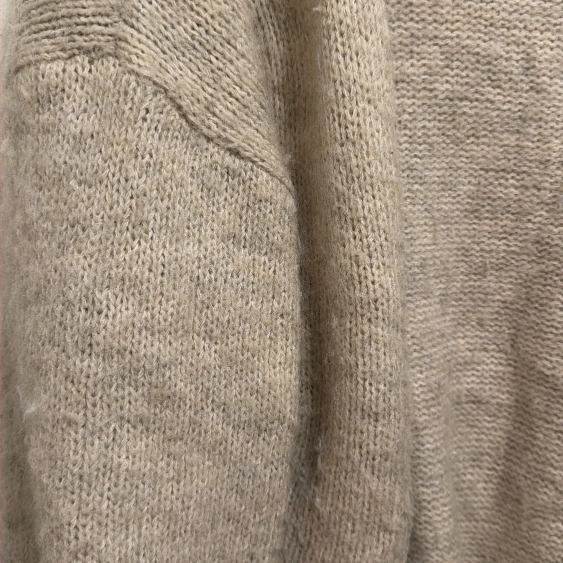 Beige stickad kofta  - 2