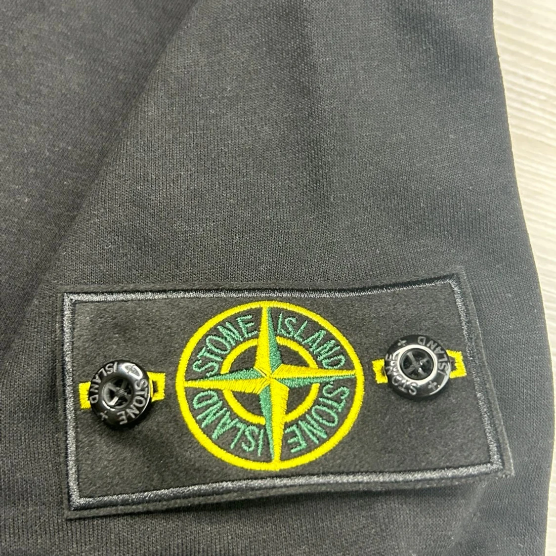 Svart Stone Island sweatshirt  - 1