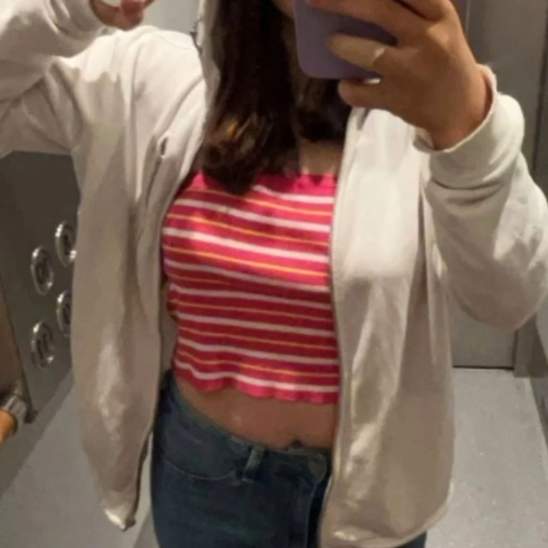 Rosa, vit och gul randig croppad linnetopp