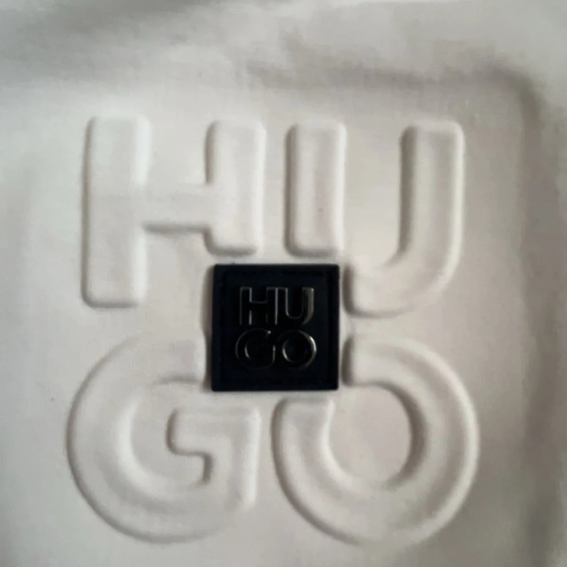 Vit hoodie från HUGO med logga - 1