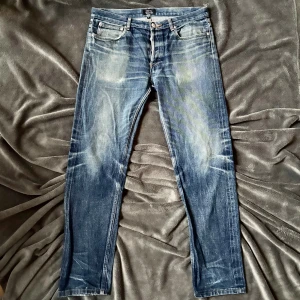 Apc jeans - W32 | passar mig om 185 | fråga om mått vid osäkerheter