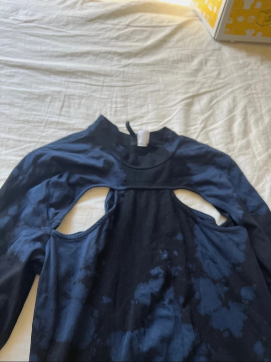 Mörkblå cut-out klänning - 2