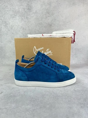Christian Louboutin orlato sneaker - – Condition: 9,5/10 like new  - What is included: Box, dustbags & extra laces  – Retail price: 9000 + SEK