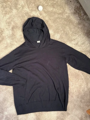 Lindex stickad luvtröja  - Lindex stickad luvtröja storlek 142-162