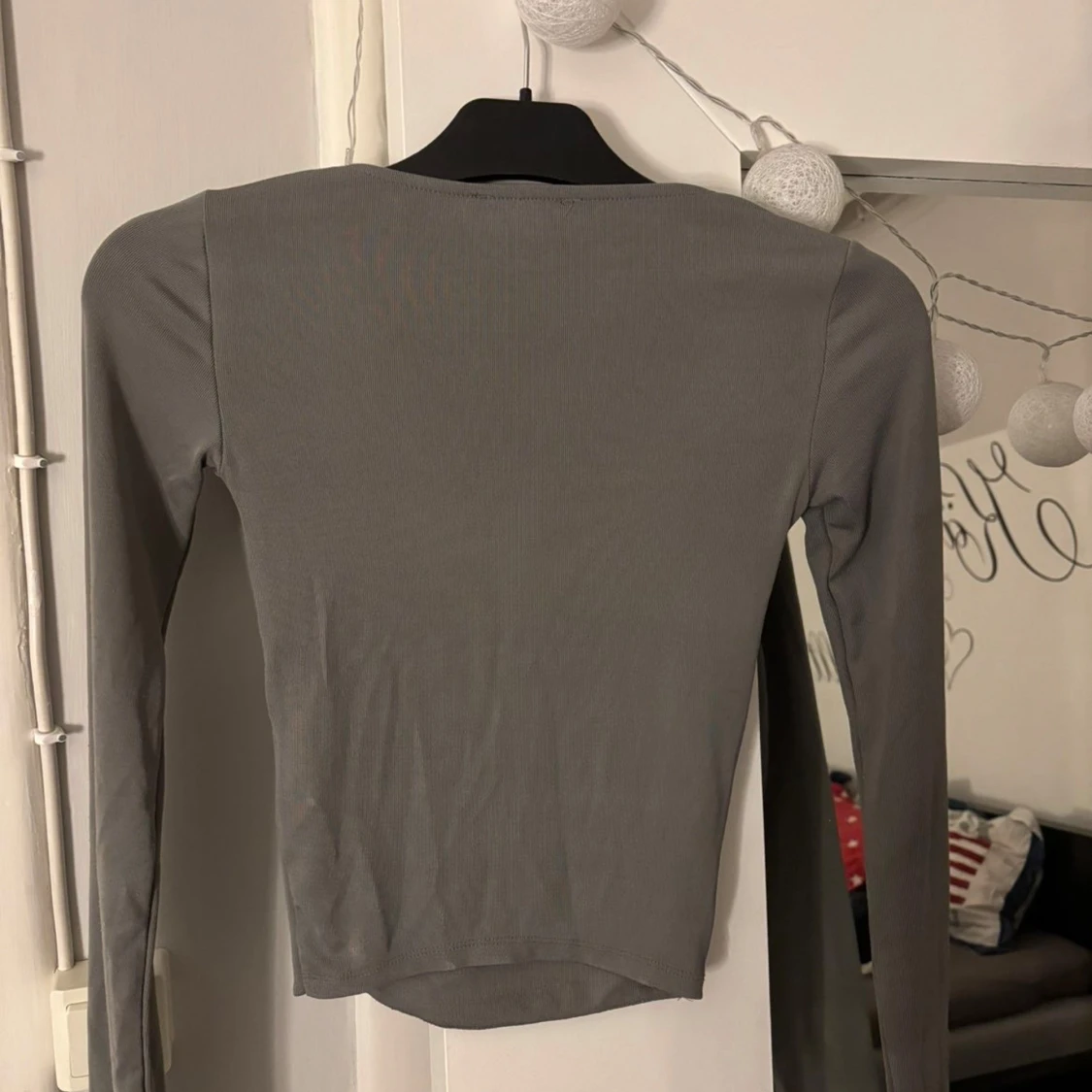 Grå långärmad topp från Amisu - 1