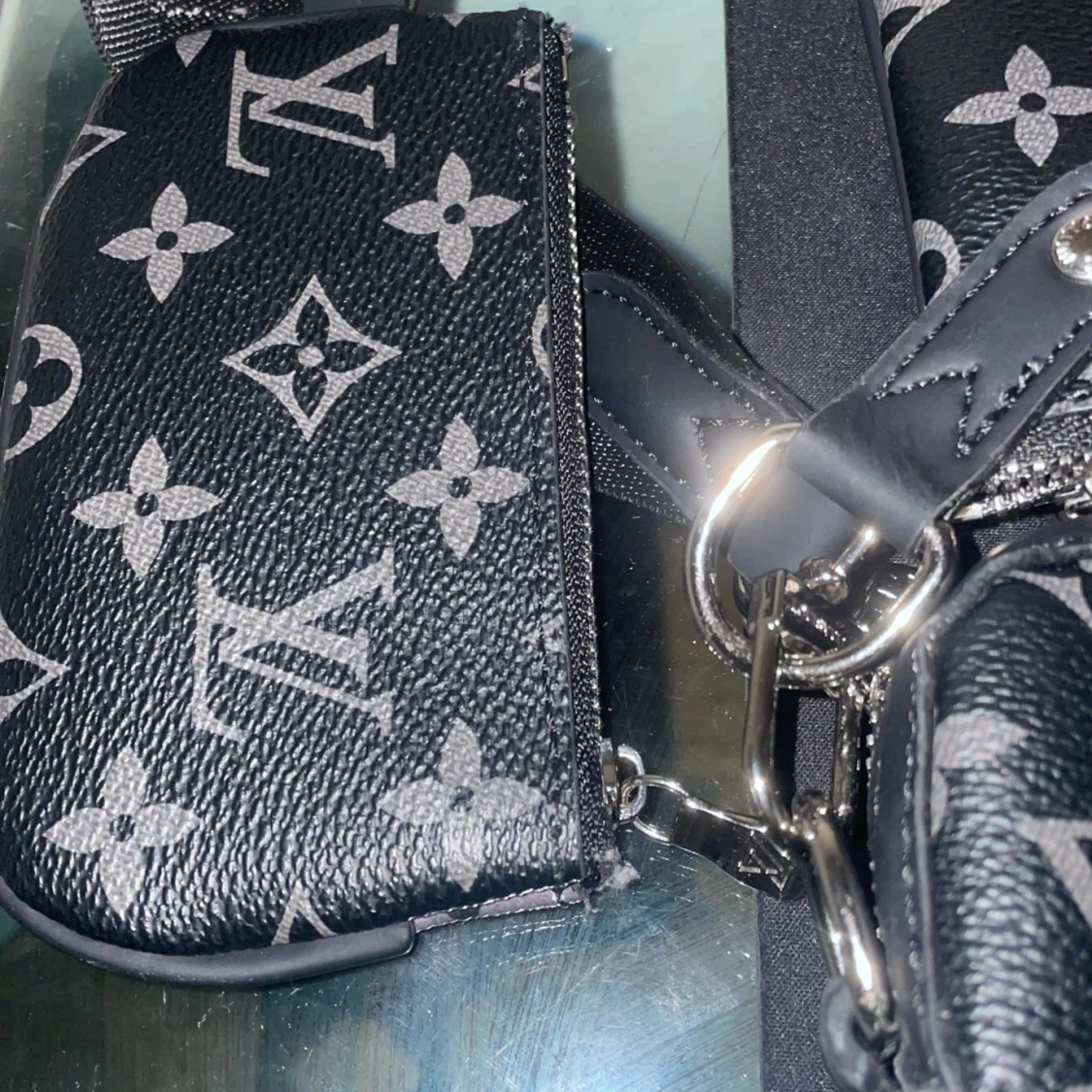  axelväska monogram svart/grå - 2