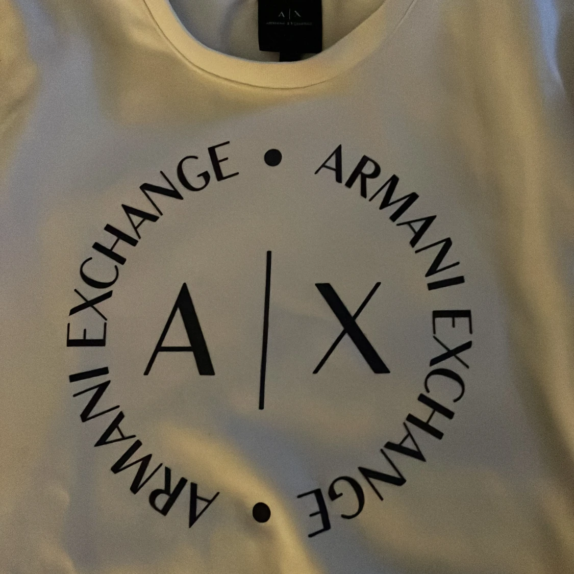 Vit sweatshirt från Armani Exchange - 2