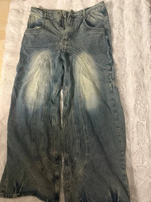 Y2k jeans - Jeans i strl xs/s.