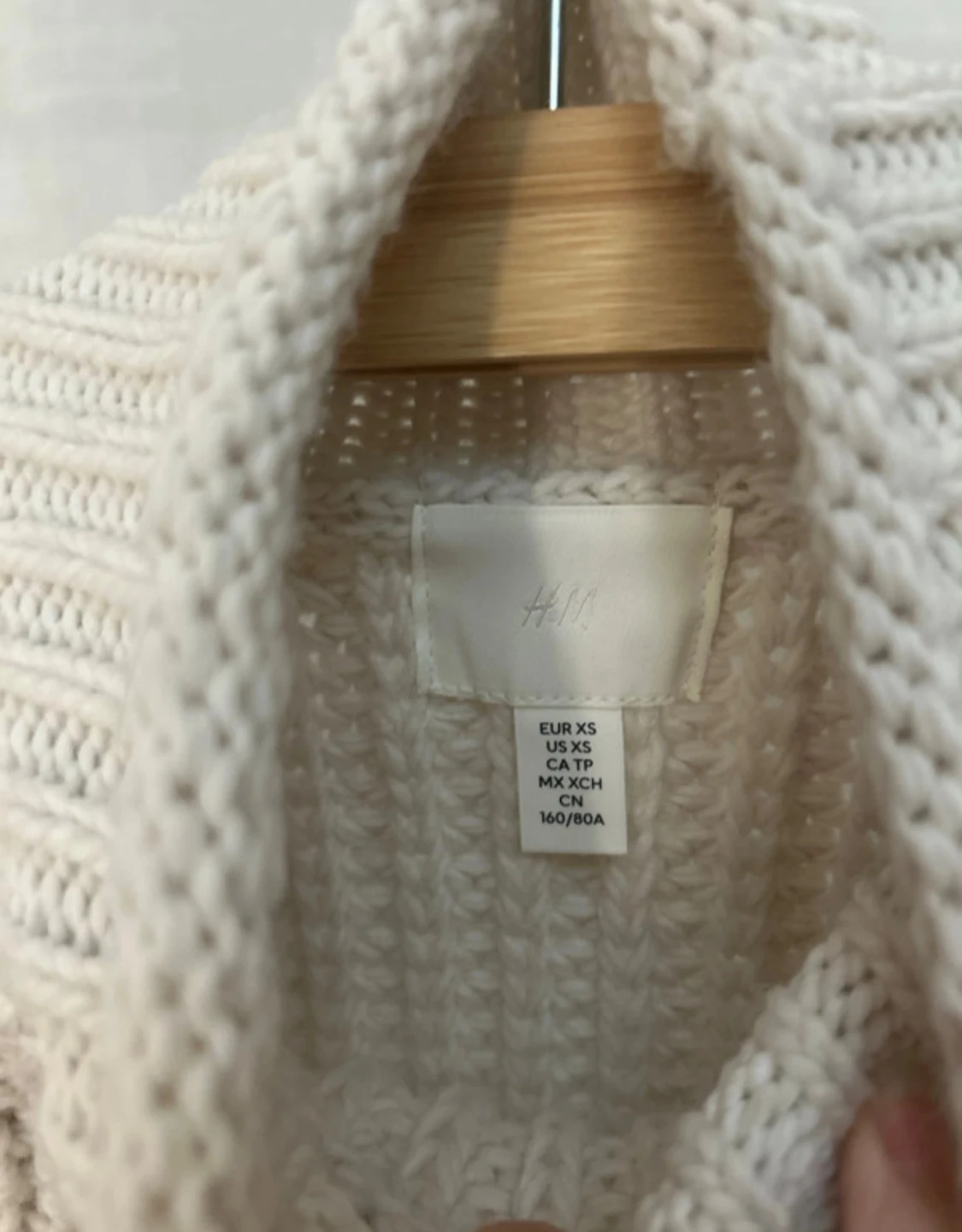 Vit stickad polotröja från H&M - 2