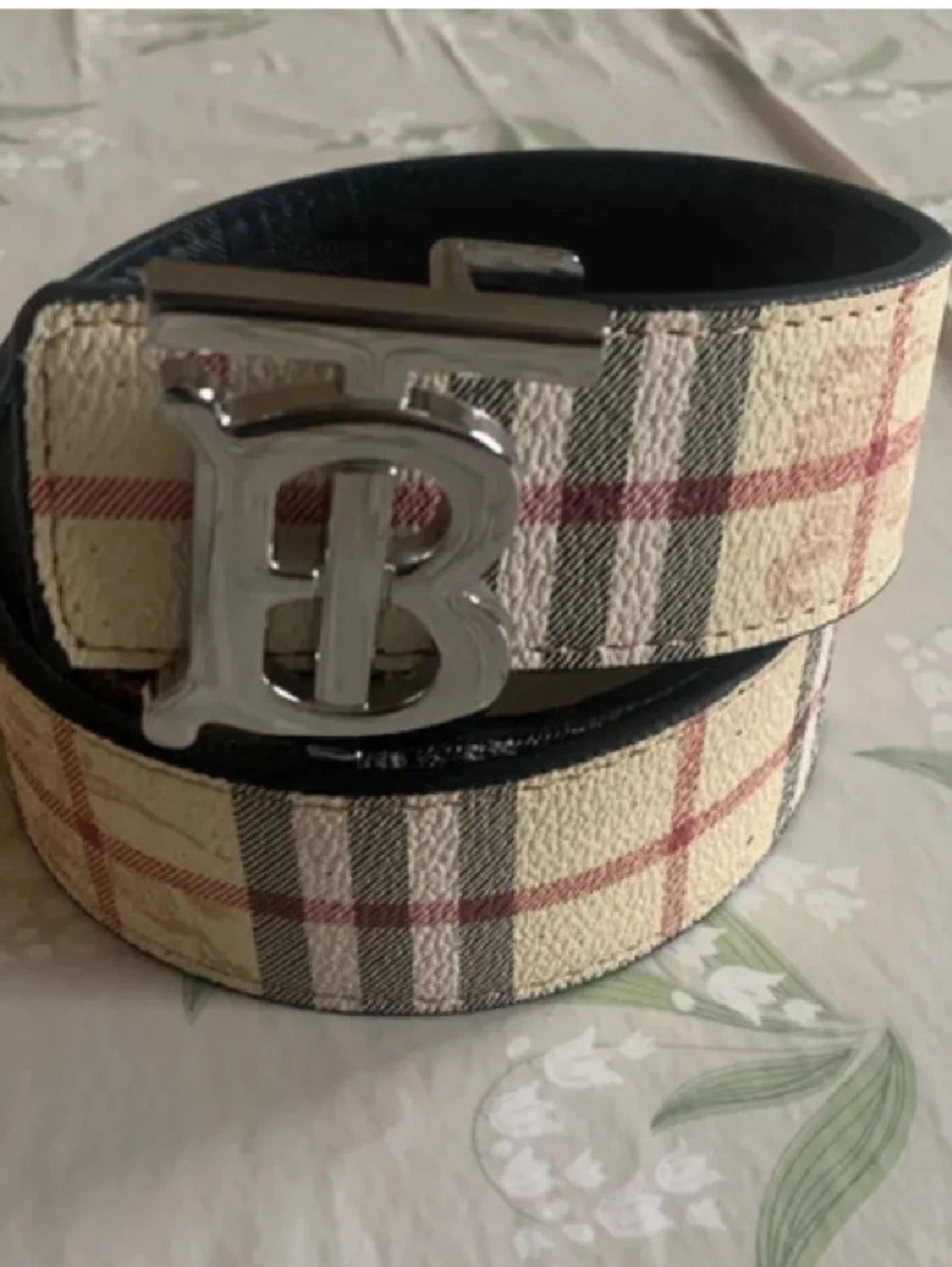 Svart och beige rutig Burberry-väst - 3