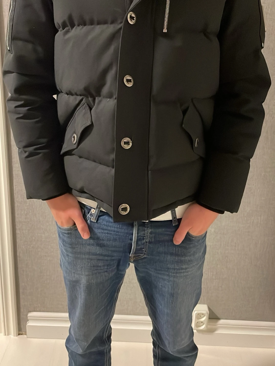 Svart Moose Knuckles dunjacka med päls - 1