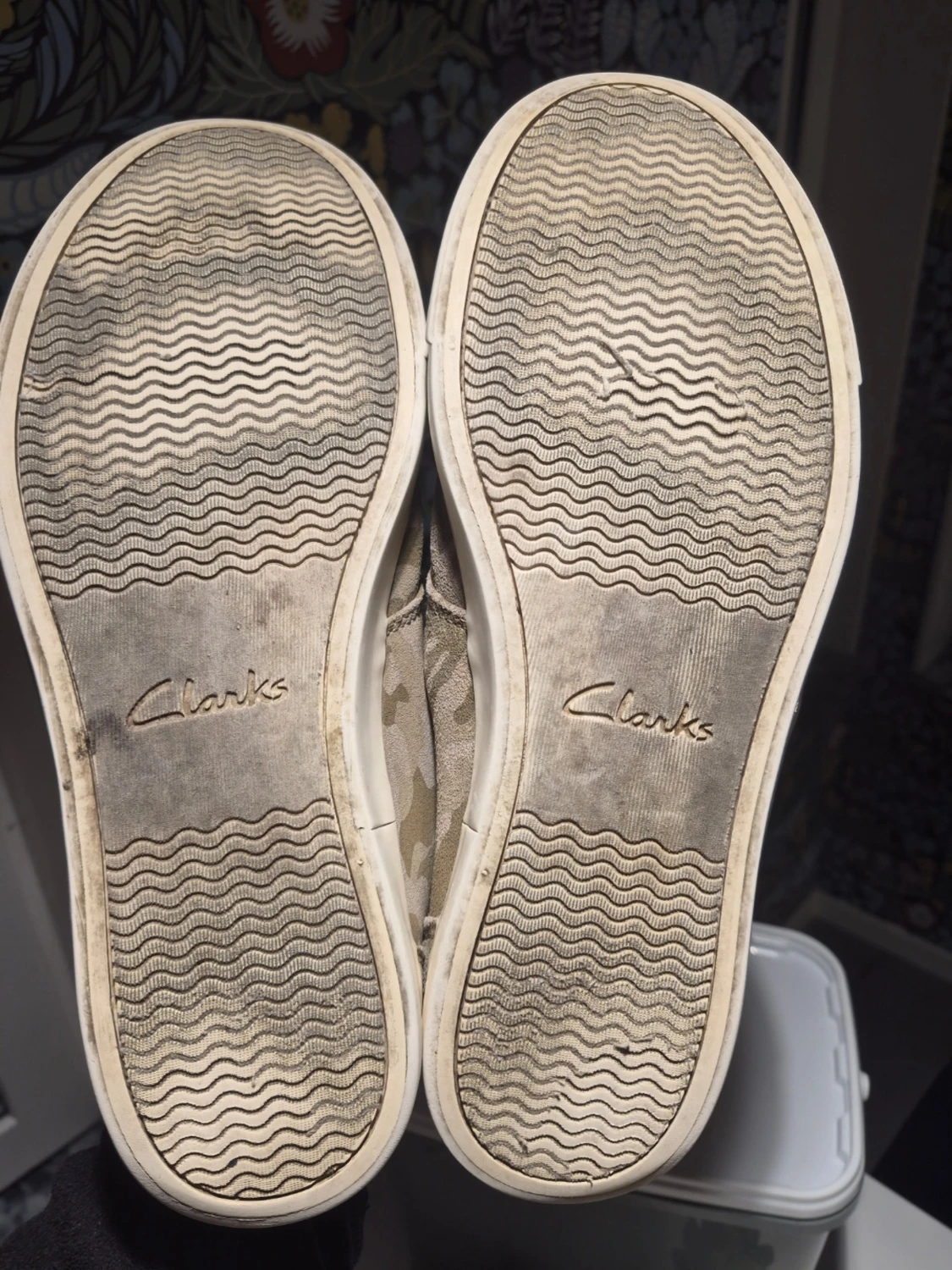 Beige camo sneakers från Clarks - 6