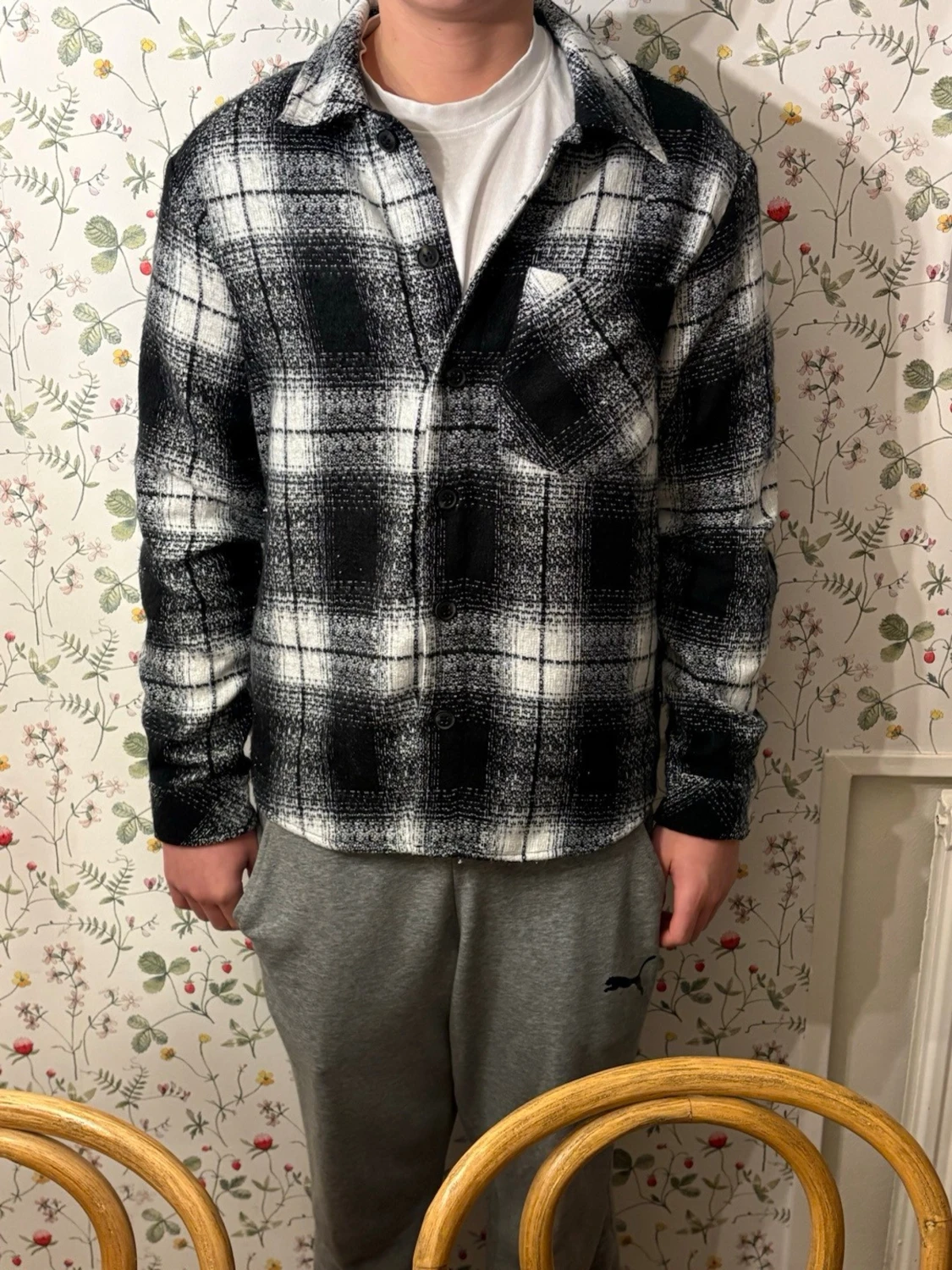 Svartvit rutig overshirt - 1