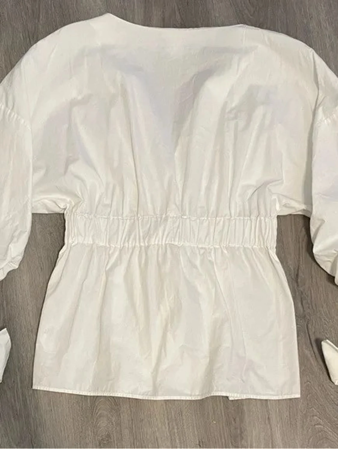 Vit figursydd blus - 4