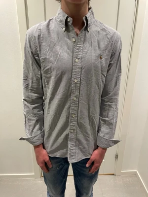 Polo Ralph Lauren Skjorta  - Säljer nu denna Polo Ralph Lauren Skjorta, skriv för fler bilder/frågor🙌🏼