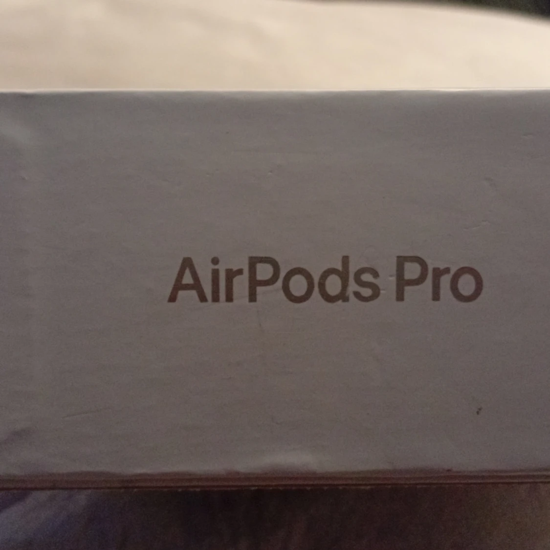 AirPods Pro (2nd generation) MagSafe USB-C - 2