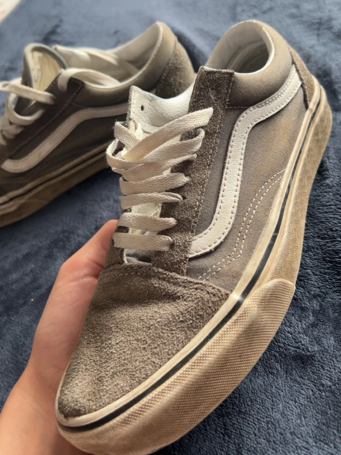 Gråa Vans Old Skool sneakers - 1