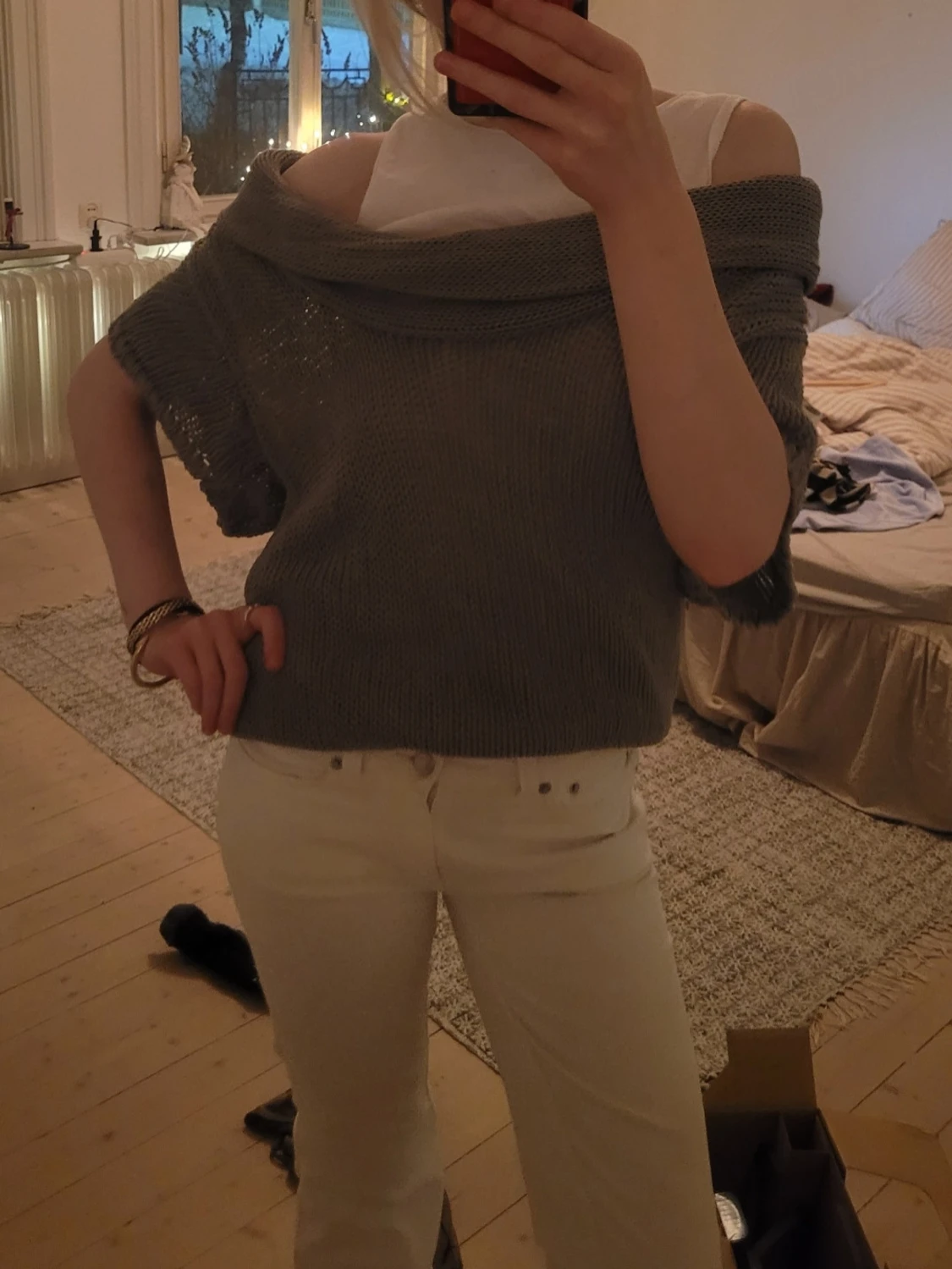 Grå offshoulder stickad tröja - 3