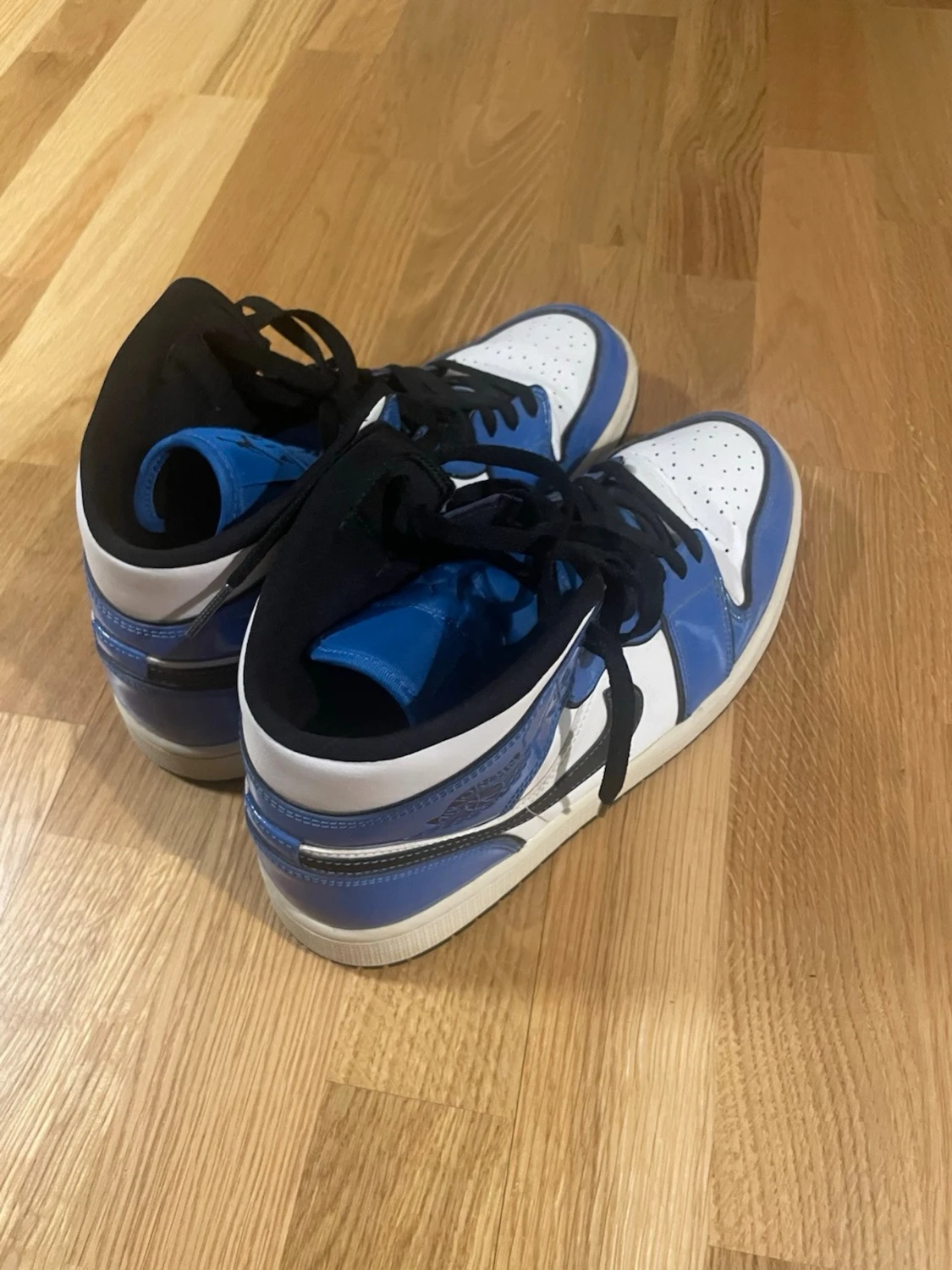 Jordan 1 mid air signal blue - 1