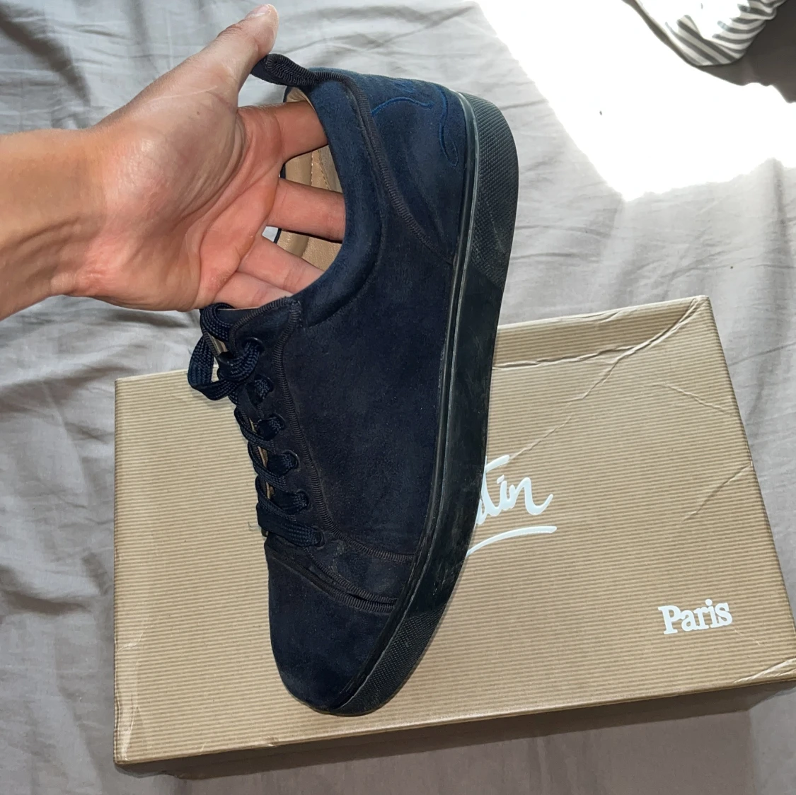 Mörkblå mocka sneakers från Louboutin - 3