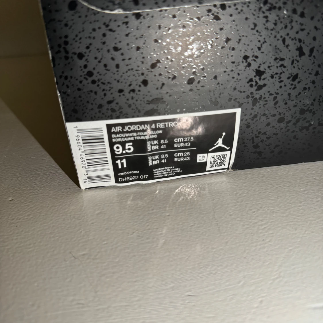 Air Jordan 4 Retro “Thunder”  - 4